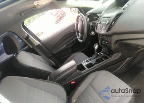 2017 Ford Escape S z USA, uszkodzony, nr VIN 1FMCU0F75HUE00805